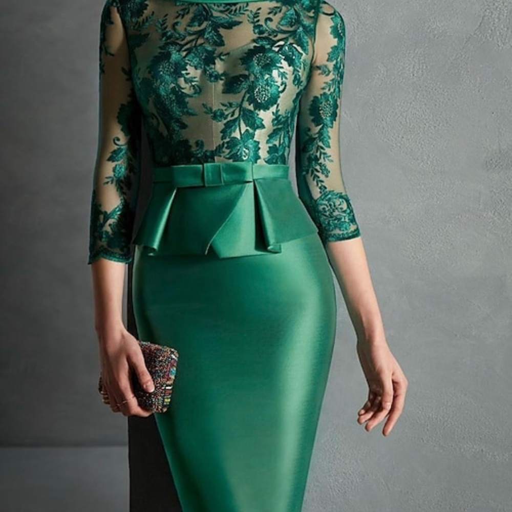 New With Tags Elegant Bridal Green Lace Dress